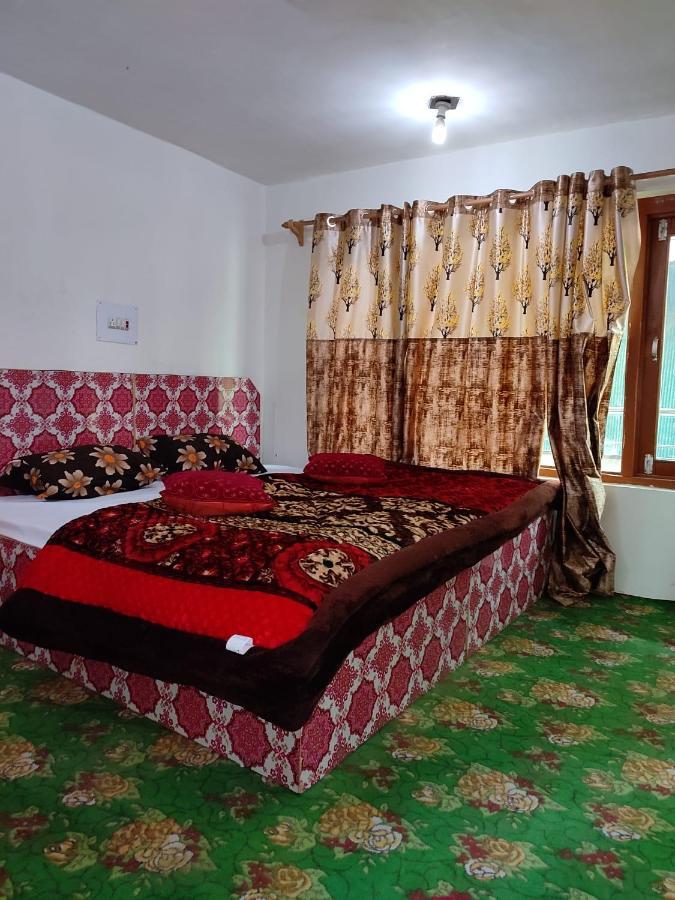 Al Hayat Guest House Pahalgam Exterior photo